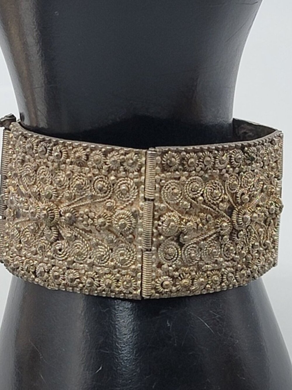 Antique Sterling Scrolling Wire Panel Bracelet Pin Close Detailed 925 Silver 6.5